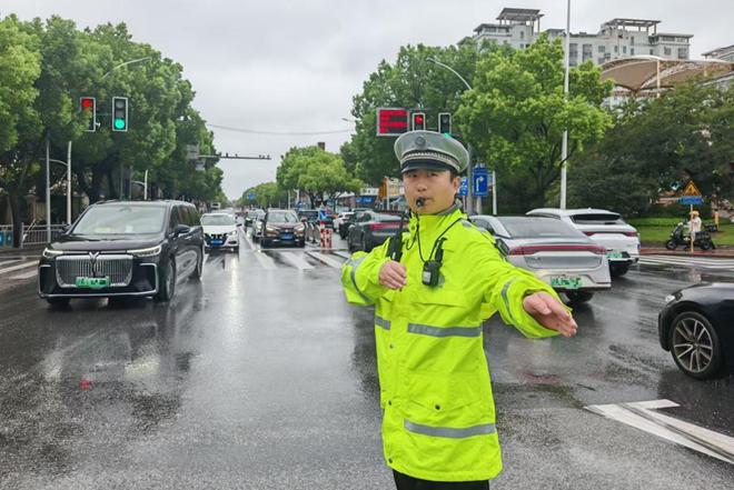 应对寒潮上海公安启动交通管理应急预案部分高速公路限速